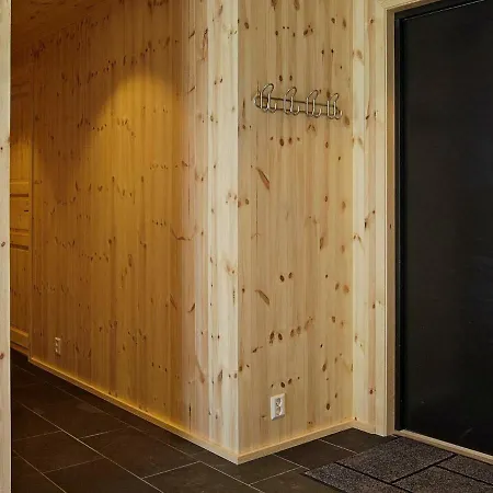 4 Star Holiday In F Vang Дом отдыха